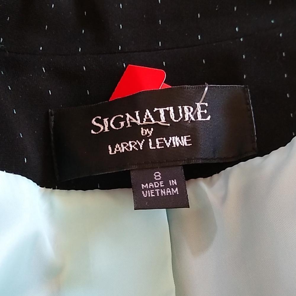Signature Jacket - Picture 5 of 6
